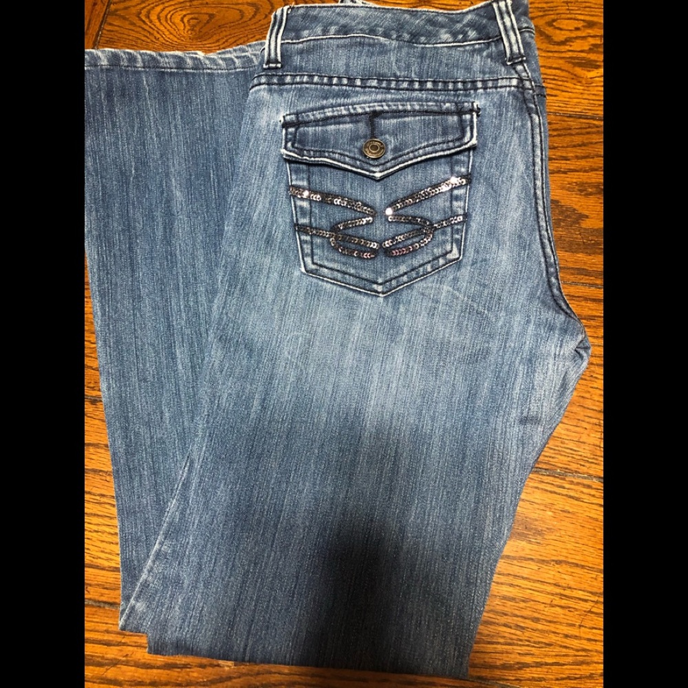 Seven Jeans Woman’s Sz. 29  Stretch